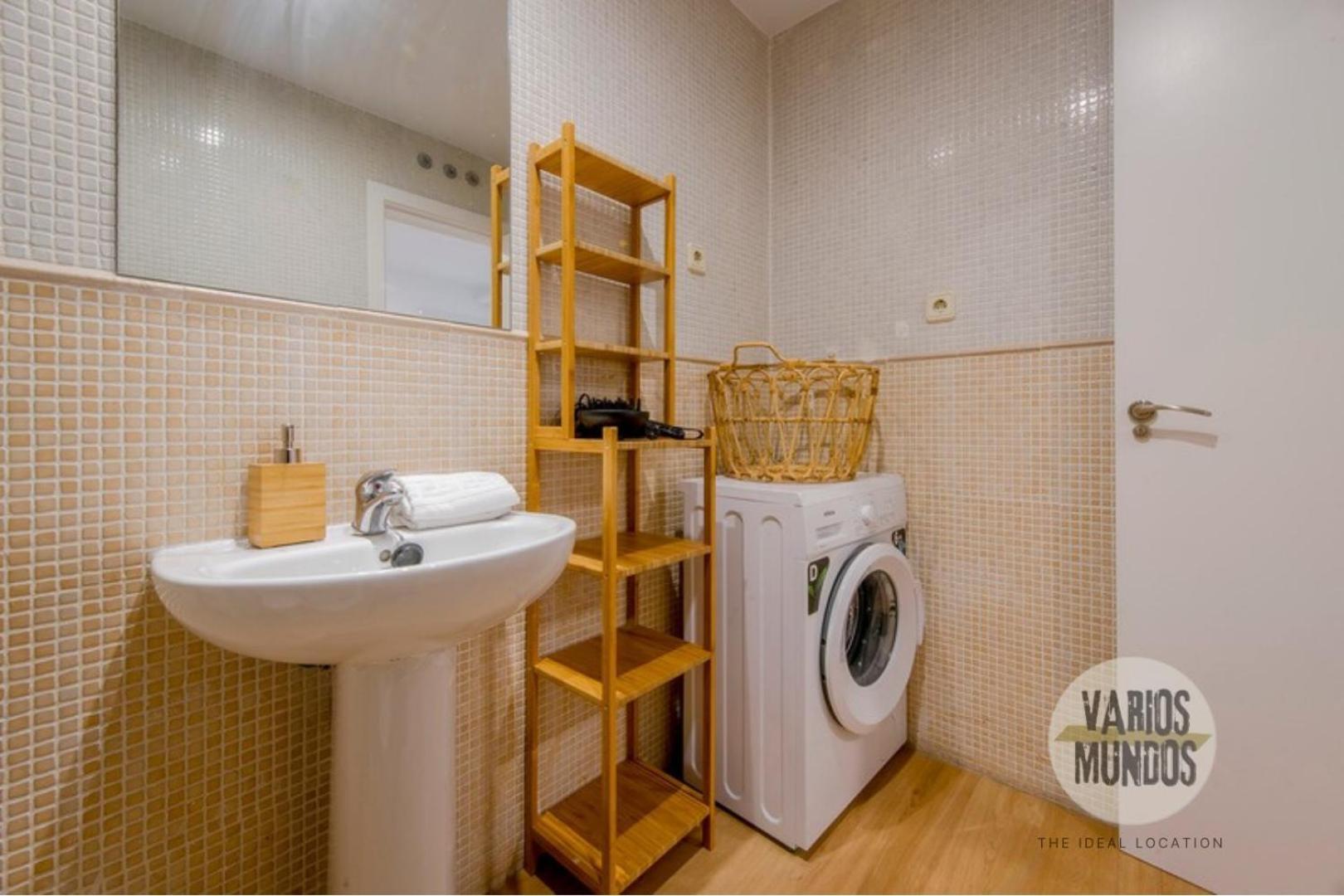 Aventura Para 3 En Sol, Ven A Concepcion Jeronima Madrid Extérieur photo